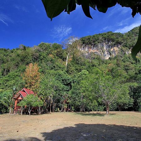 Langu Phupha Resort Satun Bagian luar foto