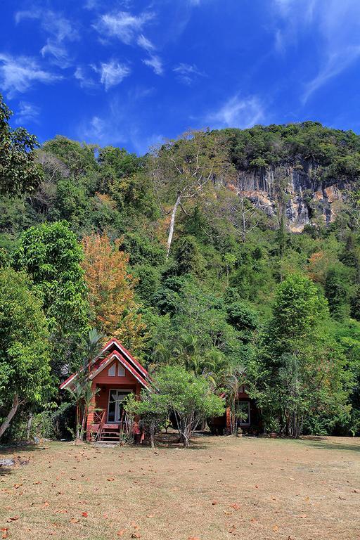 Langu Phupha Resort Satun Bagian luar foto