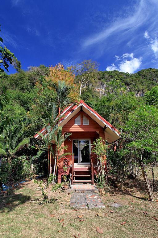 Langu Phupha Resort Satun Bagian luar foto