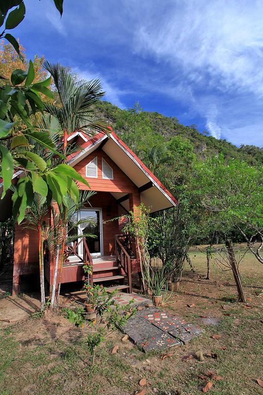 Langu Phupha Resort Satun Bagian luar foto